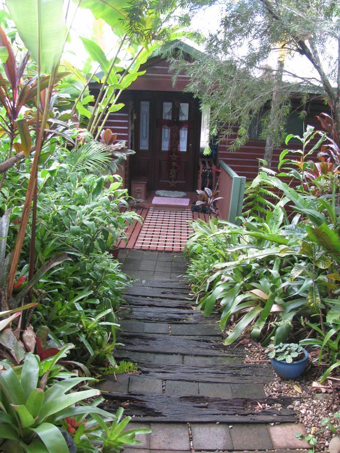 Mossman Gorge Bed And Breakfast Exterior photo